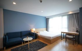 Lancaster Lê Thánh Tôn